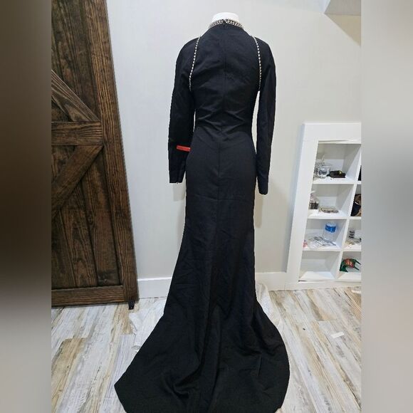 Mac Duggal 26612 Raglan Long Sleeve  High Neck Embellished Gown NWT sz 8 Black - Picture 5 of 7